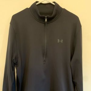 Men’s black 1/4 zip long-sleeve